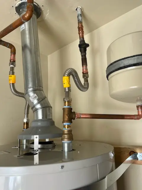 Water heater installation and plumbing repair in Greisemersville